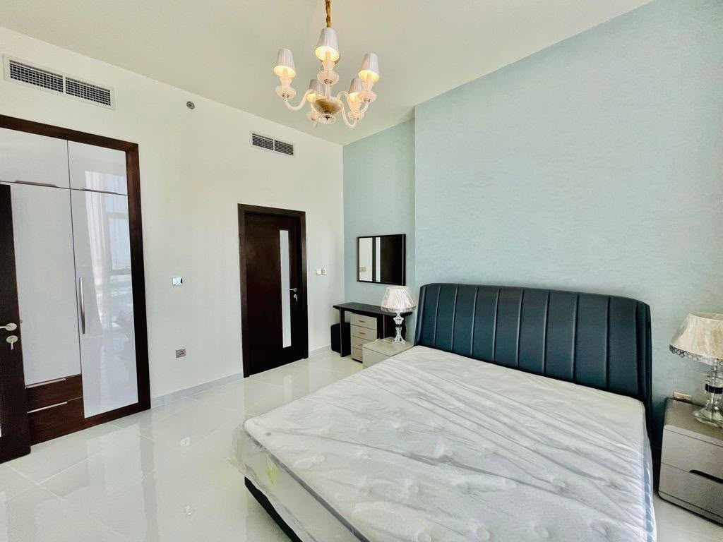 Bright & Elegant 2BR | High Floor | Prime Community Living